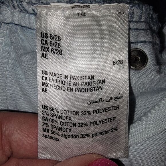 Inc Nwot Ripped Leopard print Boyfriend Denim Jeans 6/28 - Picture 2 of 4